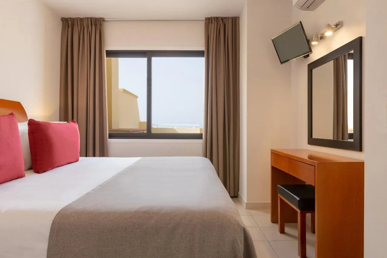 Ramada Residences By Wyndham Costa Adeje 3*, Costa Adeje (Tenerife) Spanyolország