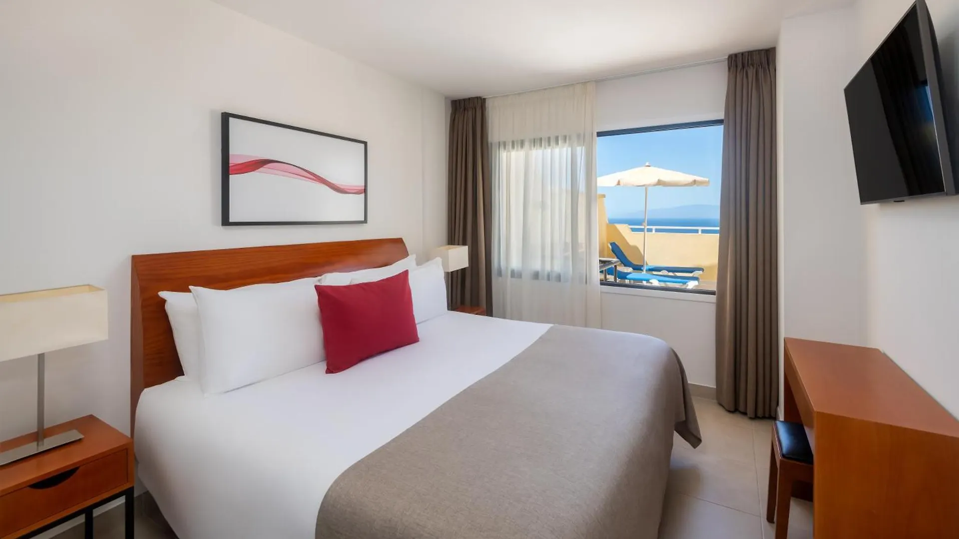 Ramada Residences By Wyndham Costa Adeje Apart-hotel