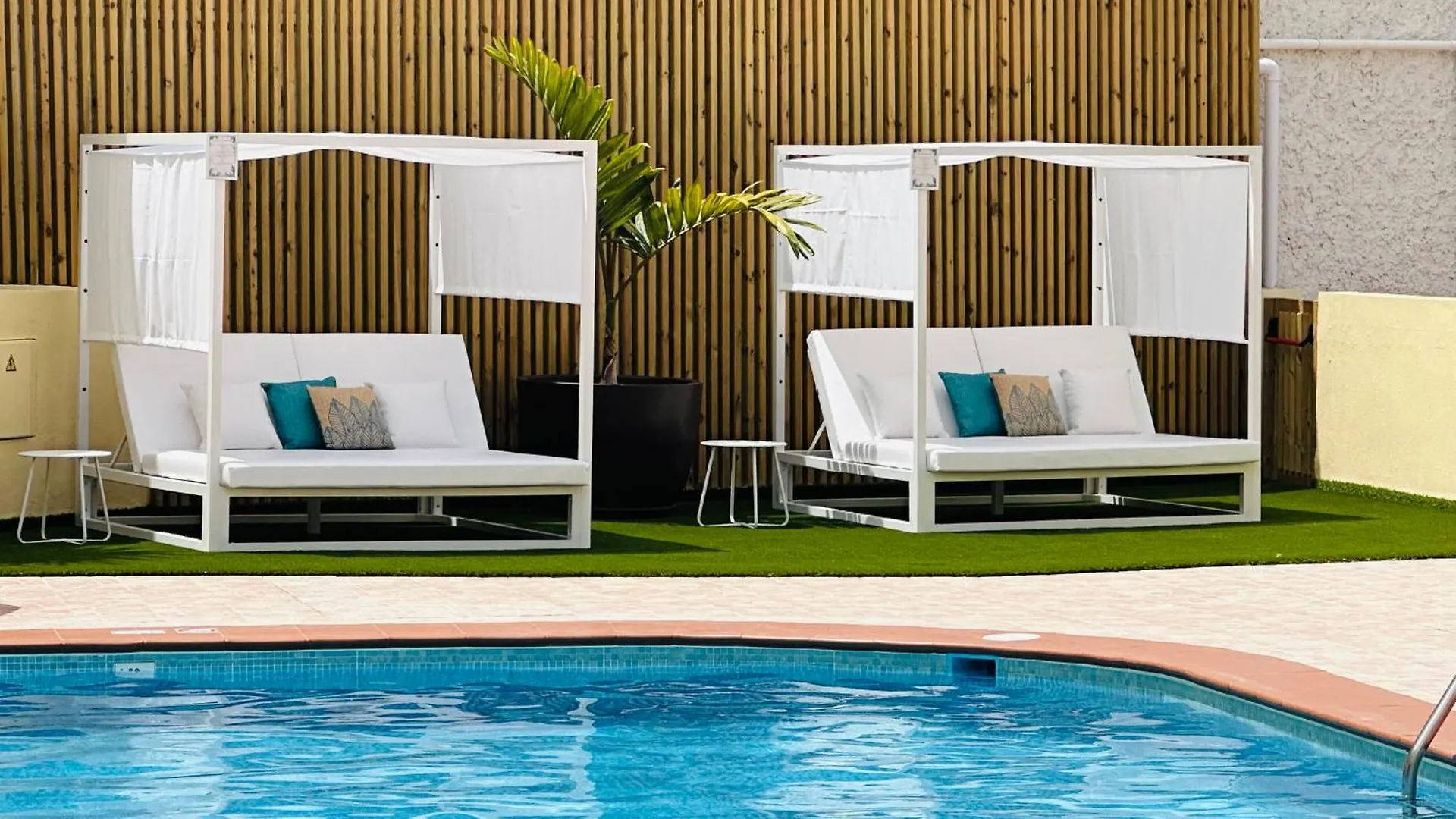 Ramada Residences By Wyndham Costa Adeje 3*, Costa Adeje (Tenerife) Spanien